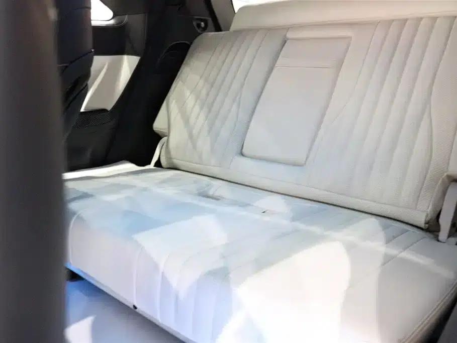 2024 Grevia 2.5L Hybrid Comfort Edition — миниатюра 13