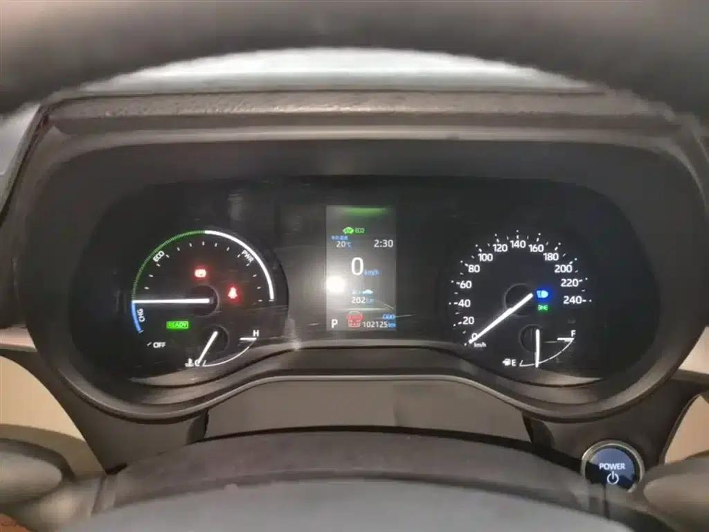 2023 Grevia 2.5L Hybrid Premium Plus Edition — миниатюра 12
