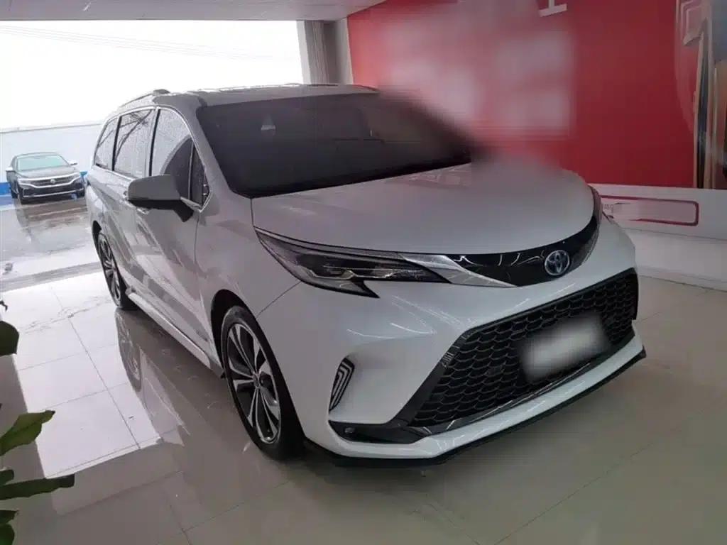2023 Grevia 2.5L Hybrid Premium Plus Edition — миниатюра 4