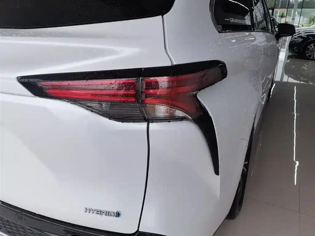 2023 Grevia 2.5L Hybrid Premium Plus Edition — миниатюра 8