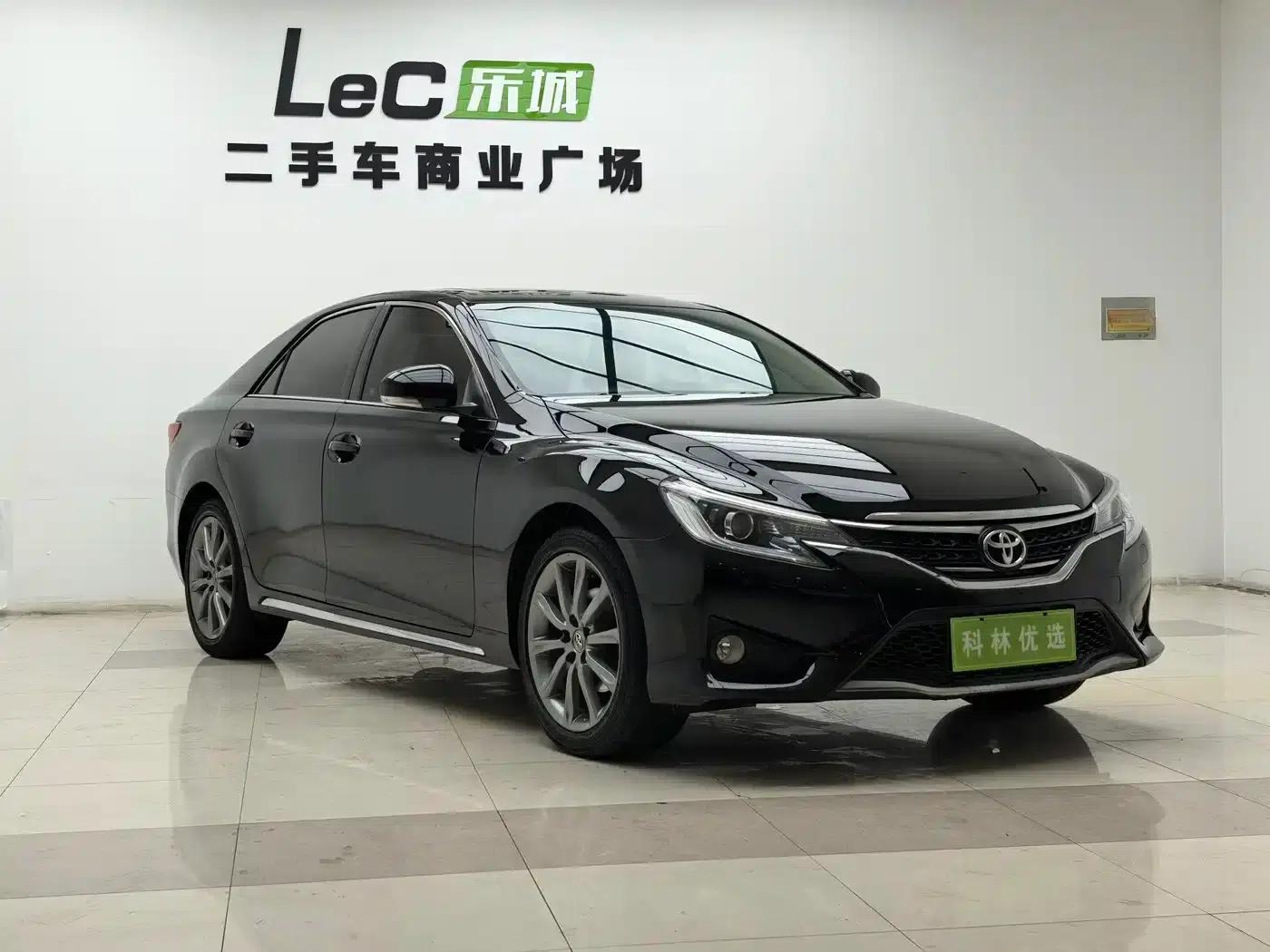 Reiz 2013 2.5V Premium Edition — миниатюра 3