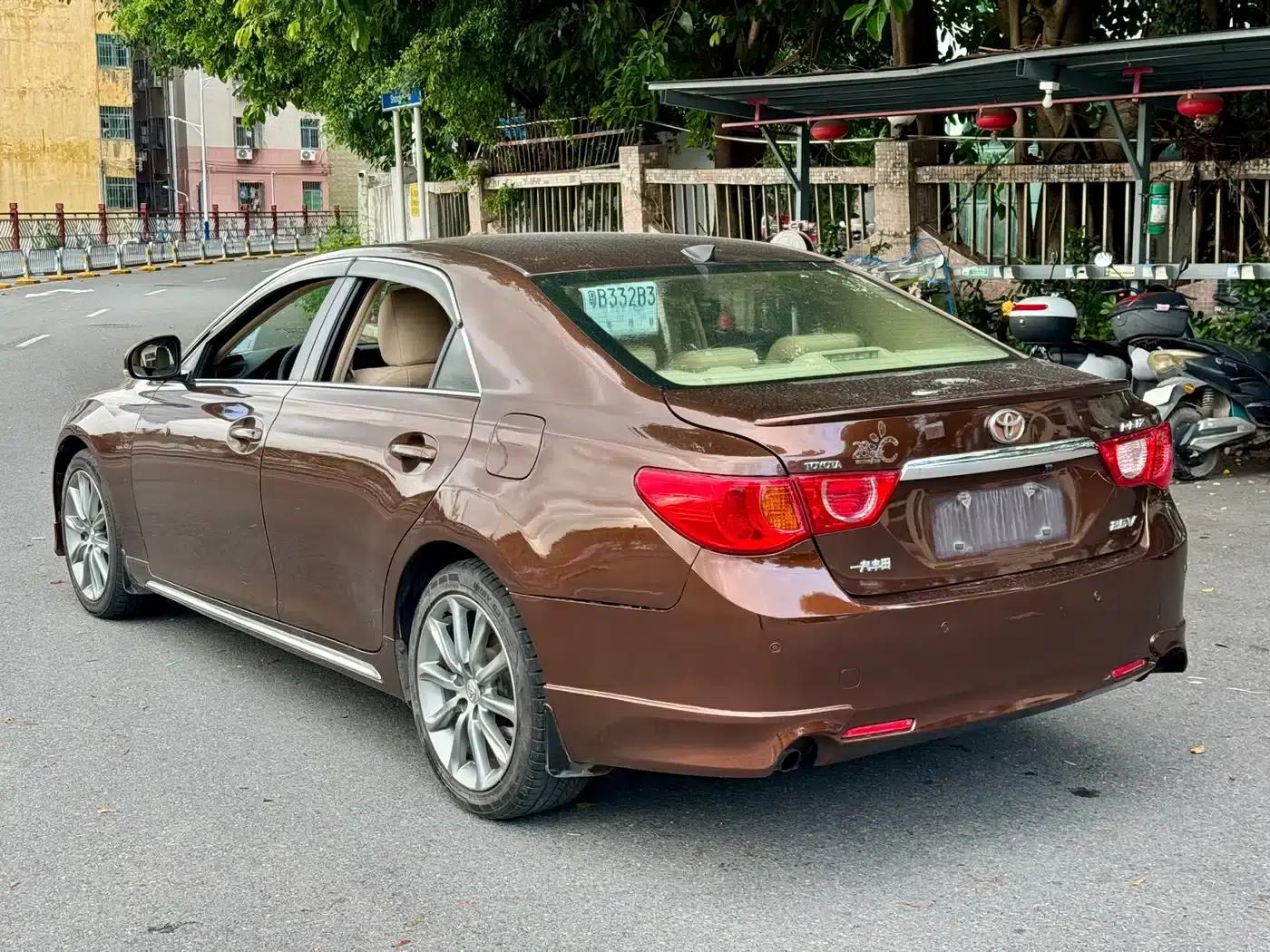Reiz 2012 2.5V Elegant Elite Edition — миниатюра 7