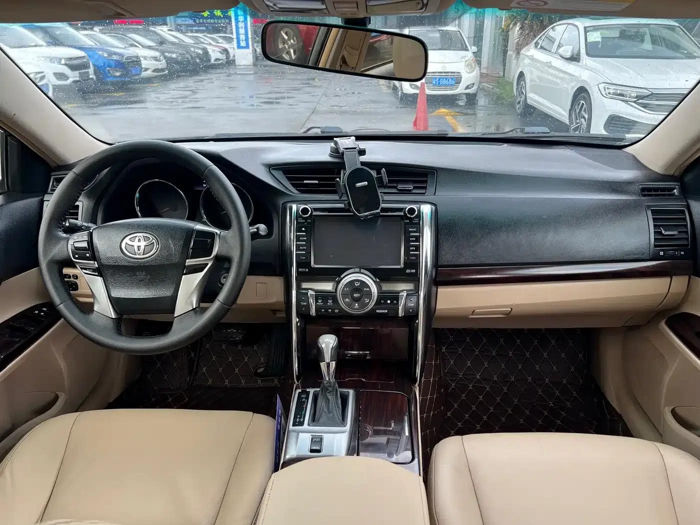 Reiz 2012 2.5V Elegant Elite Edition — миниатюра 11