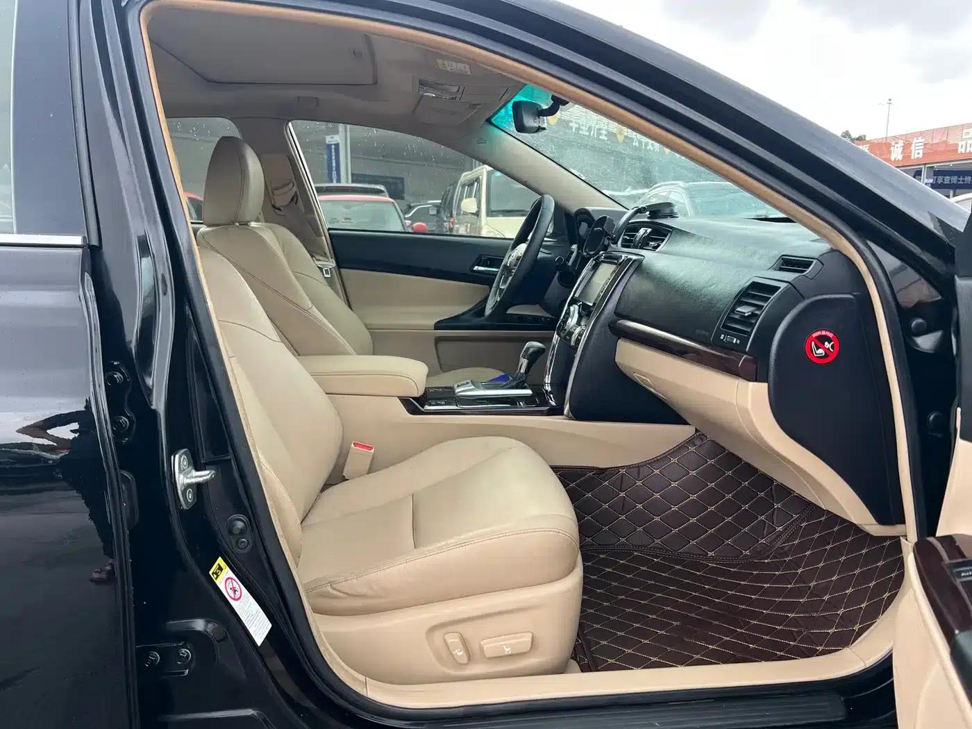 Reiz 2012 2.5V Elegant Elite Edition — миниатюра 9