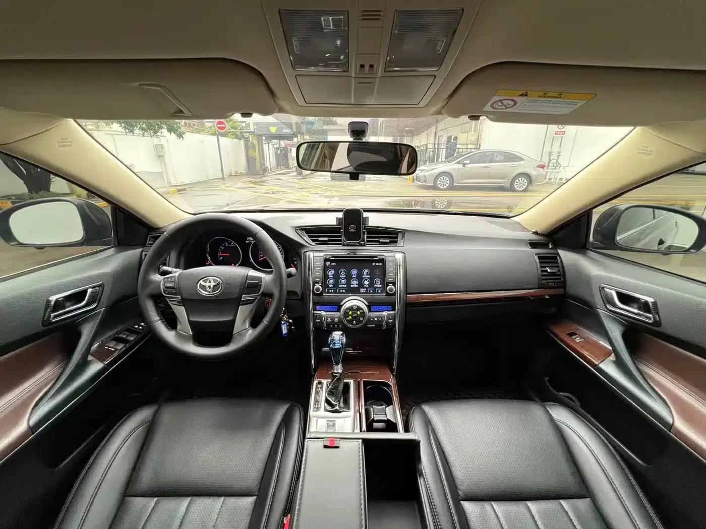 Reiz 2013 2.5S Elite Edition — миниатюра 6