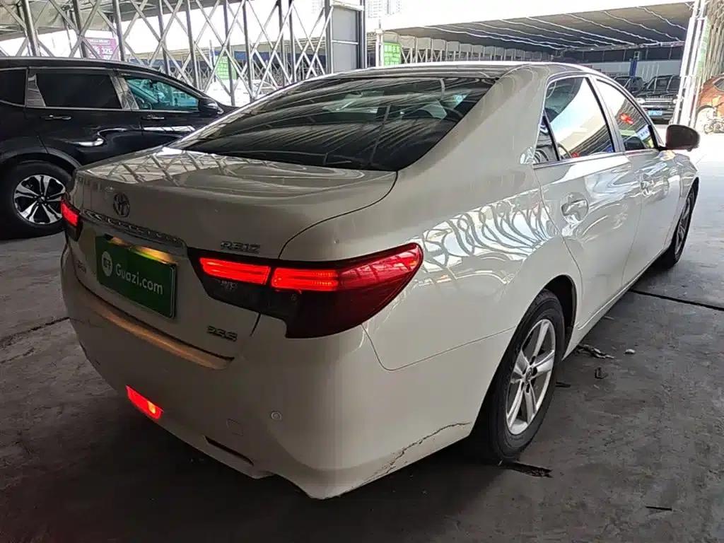 Reiz 2013 2.5S Elite Edition — миниатюра 7