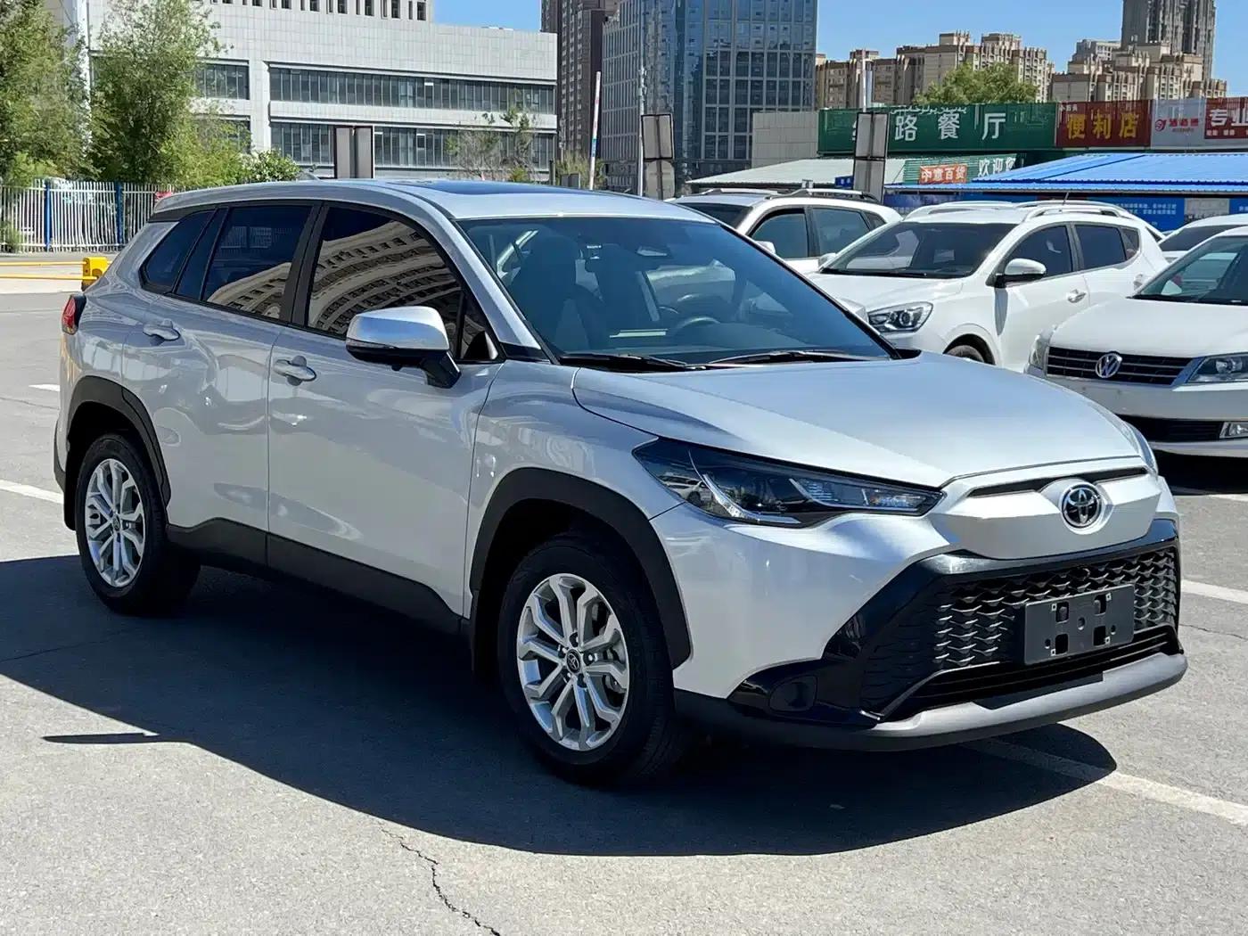 Fenglanda 2024 2.0L CVT Leading Edition — миниатюра 3