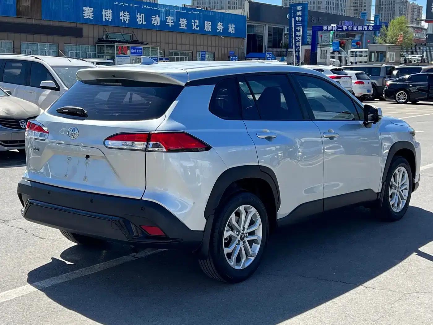 Fenglanda 2024 2.0L CVT Leading Edition — миниатюра 9