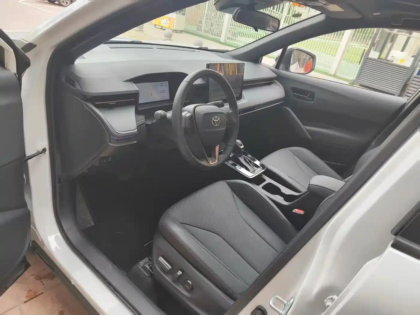 Fenglanda 2026 2.0L CVT Luxury Edition — миниатюра 4