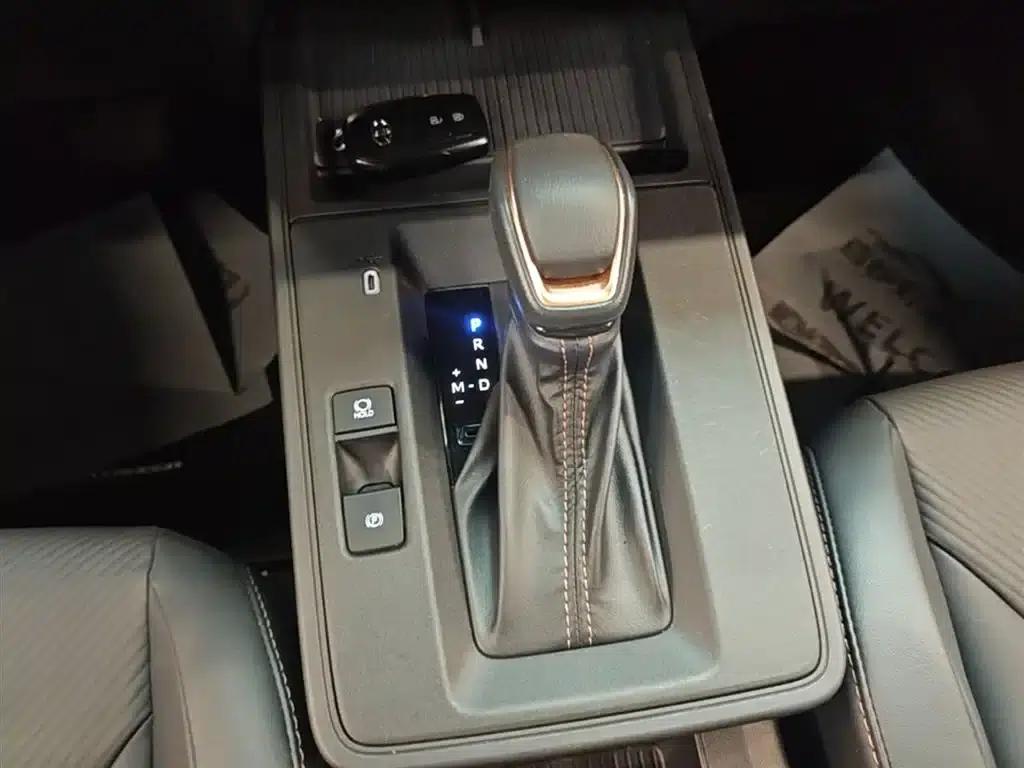 2026 Toyota Land Cruiser 2.0L CVT Comfort Edition — миниатюра 14
