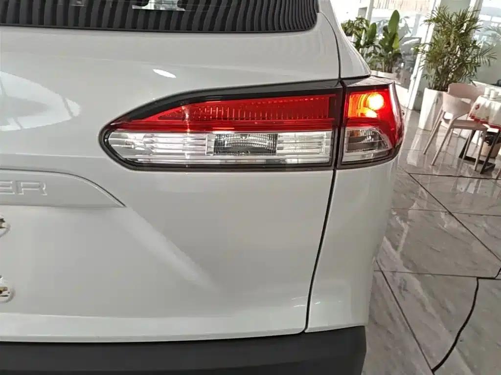 Fenglanda 2023 2.0L CVT Elite Edition — миниатюра 8