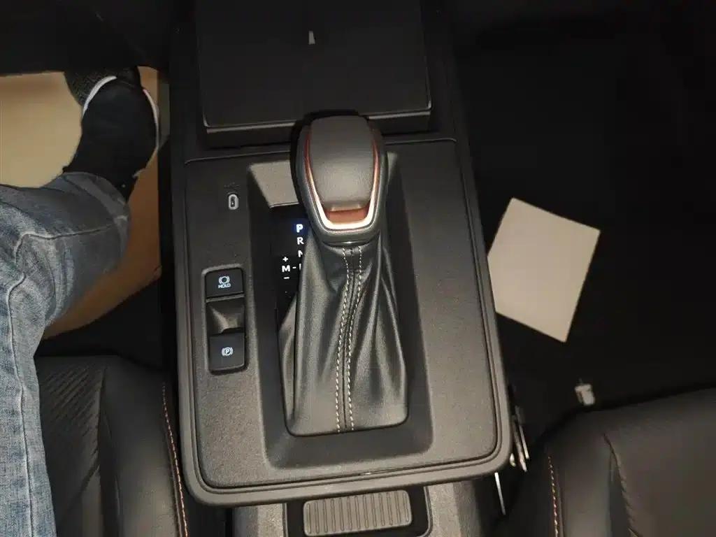 2026 Toyota Land Cruiser 2.0L CVT Comfort Edition — миниатюра 9