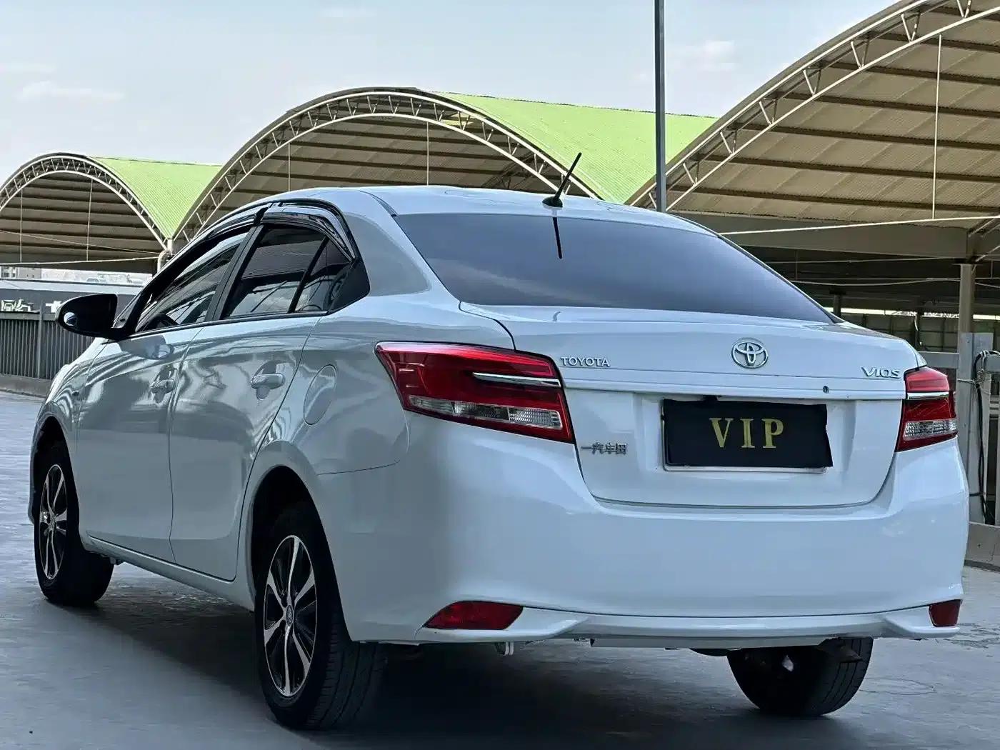 Vios 2017 1.5L CVT Adventure Edition — миниатюра 4