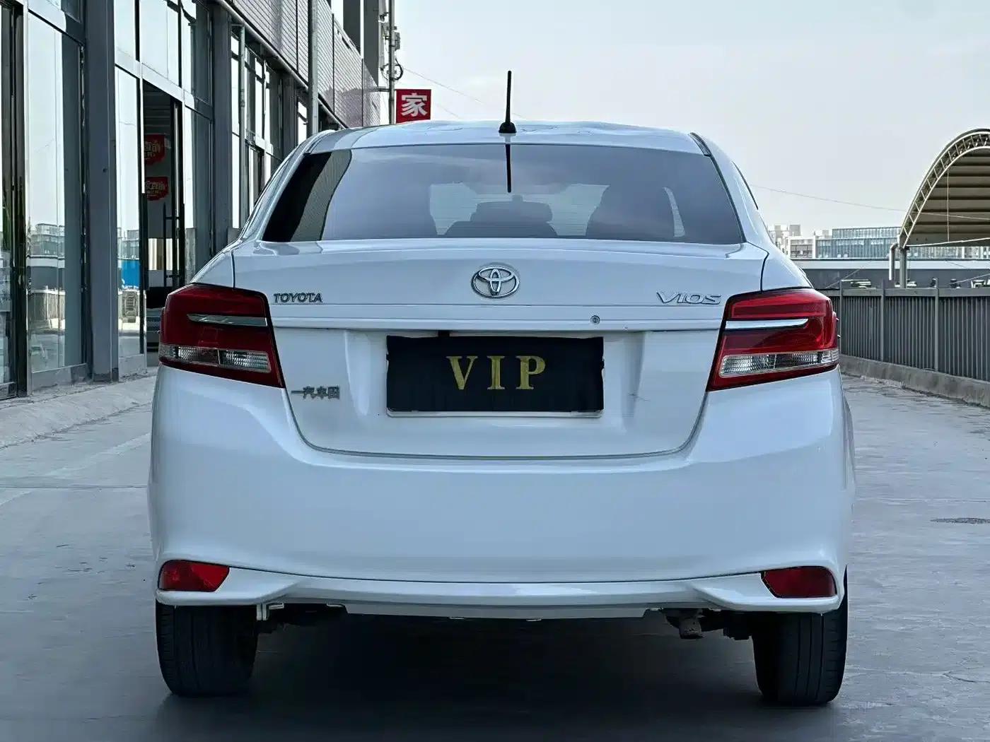 Vios 2017 1.5L CVT Adventure Edition — миниатюра 5