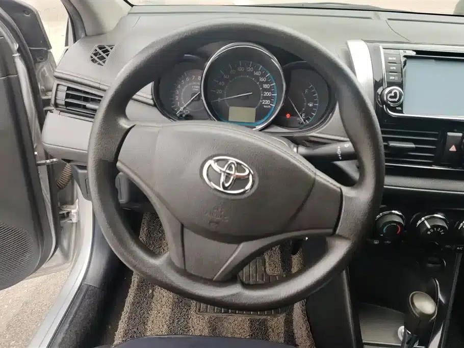Vios 2014 1.3L Automatic Premium Edition — миниатюра 15