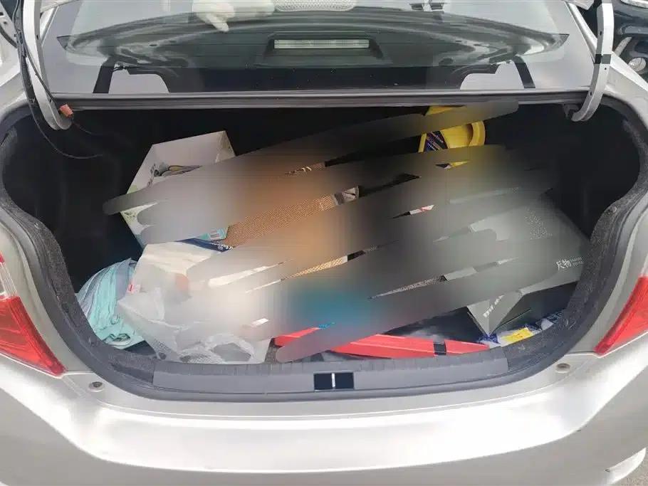 Vios 2014 1.3L Automatic Premium Edition — миниатюра 4