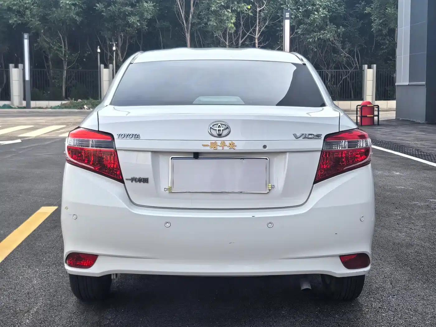 Vios 2014 1.5L Automatic Smart Edition — миниатюра 5
