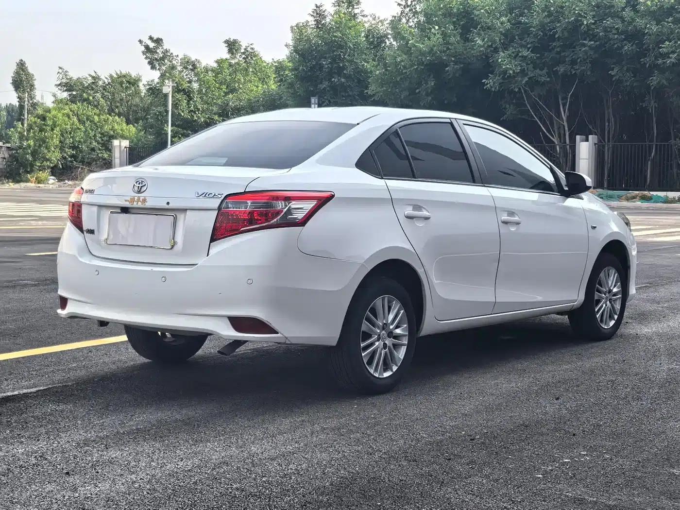 Vios 2014 1.5L Automatic Smart Edition — миниатюра 6