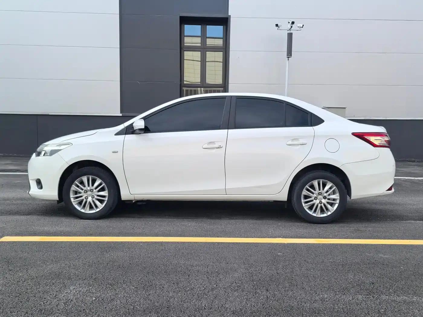 Vios 2014 1.5L Automatic Smart Edition — миниатюра 7