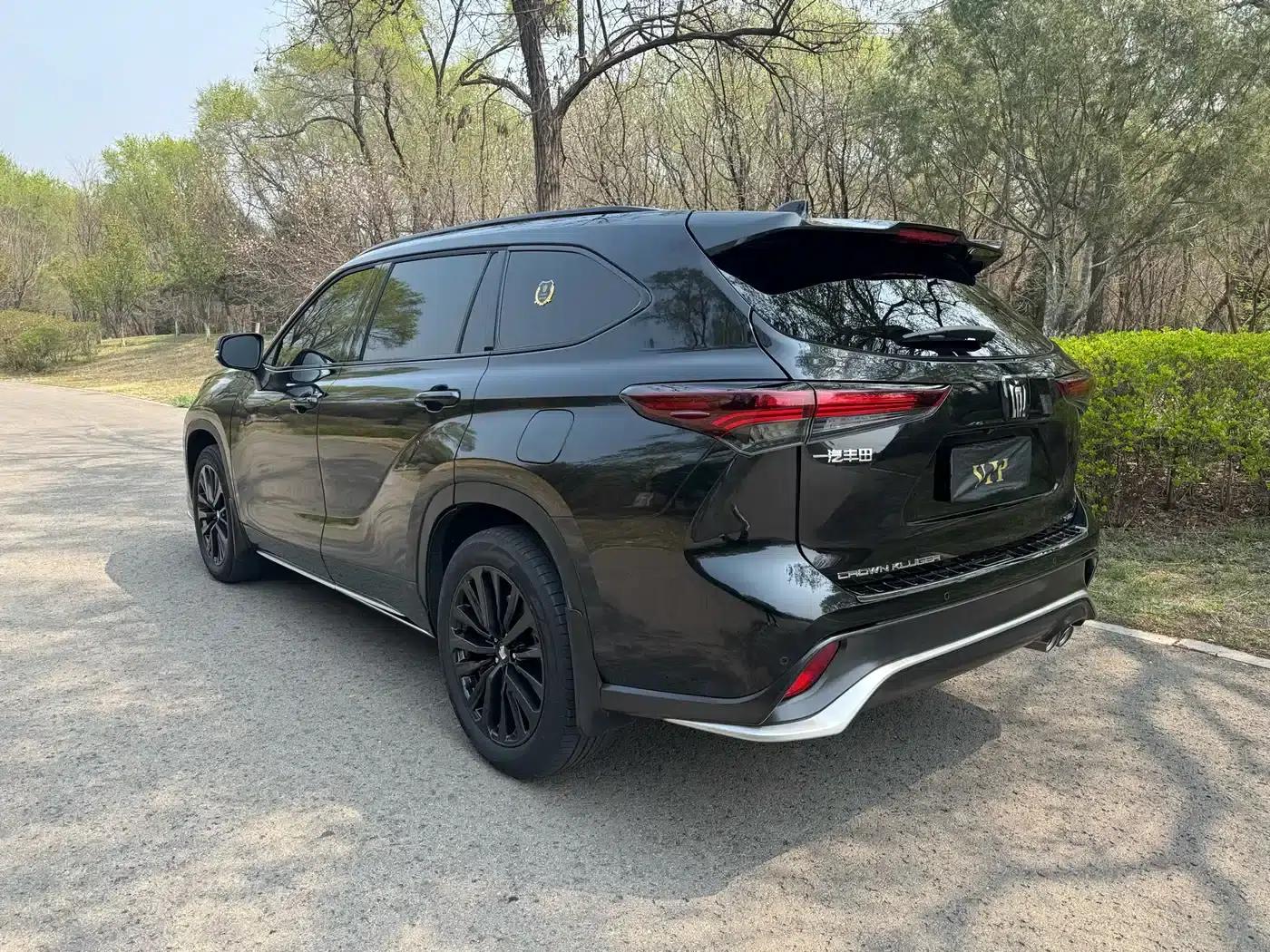 Crown Land Cruiser 2024 2.0T 4WD Sporty Edition — миниатюра 4