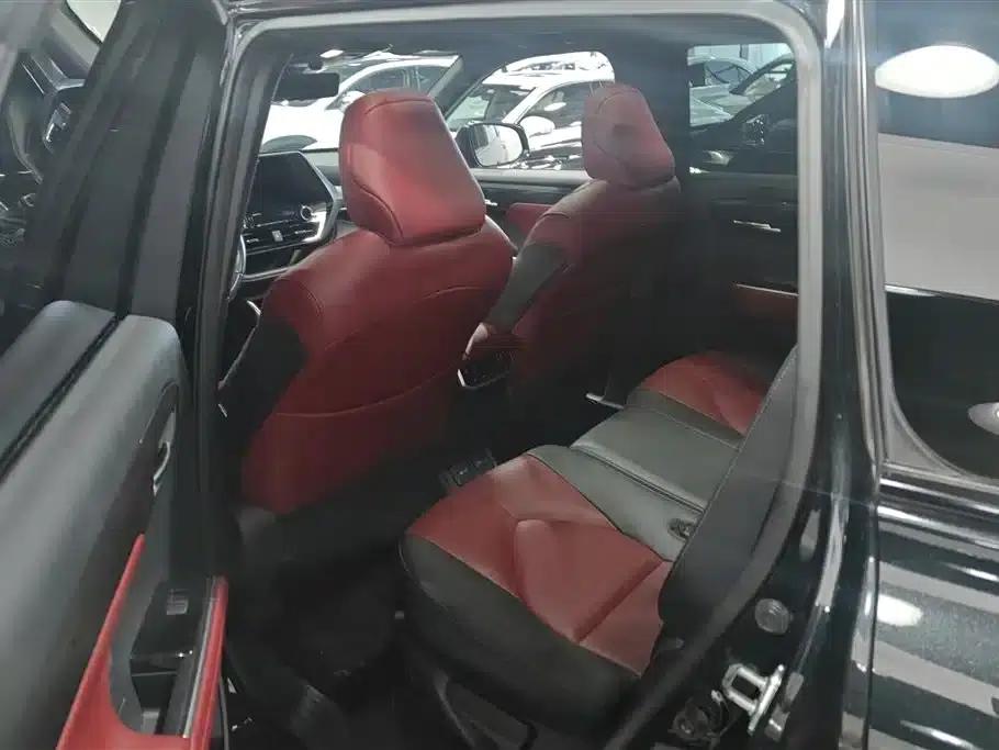 Crown Land Cruiser 2021 2.5L HEV 4WD Flagship Edition — миниатюра 11