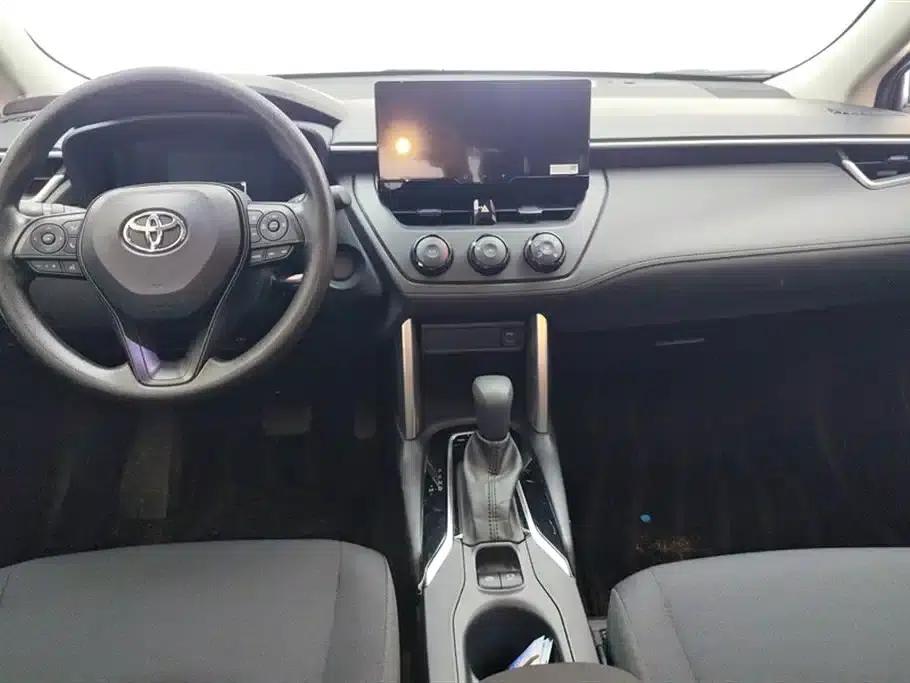 2024 Toyota Corolla 2.0L Intelligent Hybrid Pioneer Edition — миниатюра 12