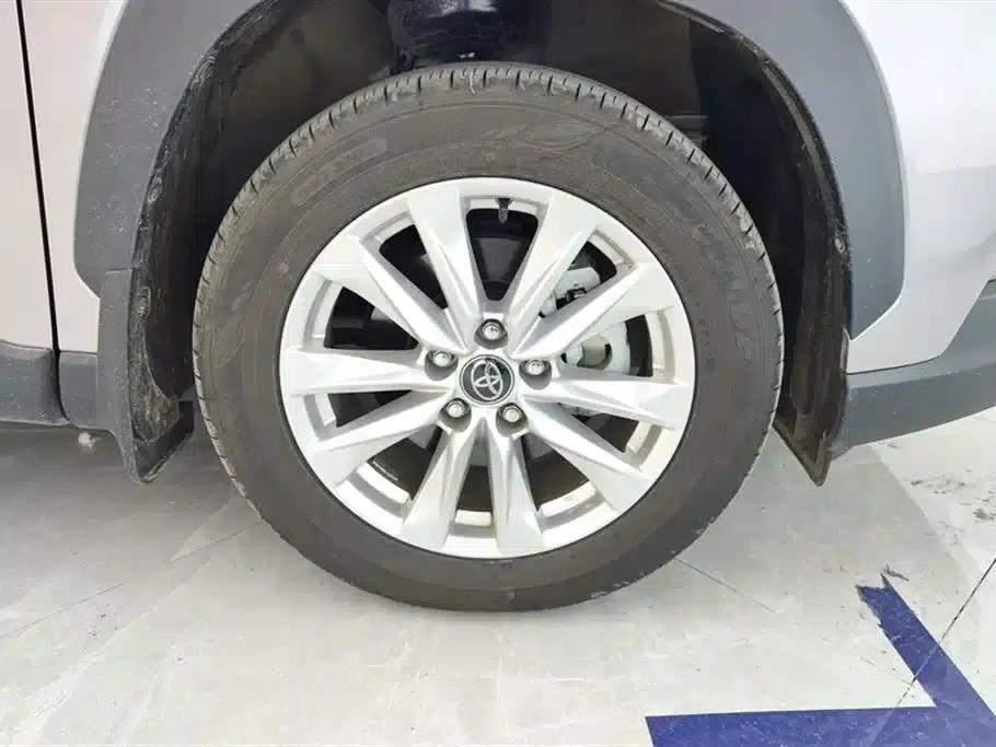 2024 Toyota Corolla 2.0L Intelligent Hybrid Pioneer Edition — миниатюра 6