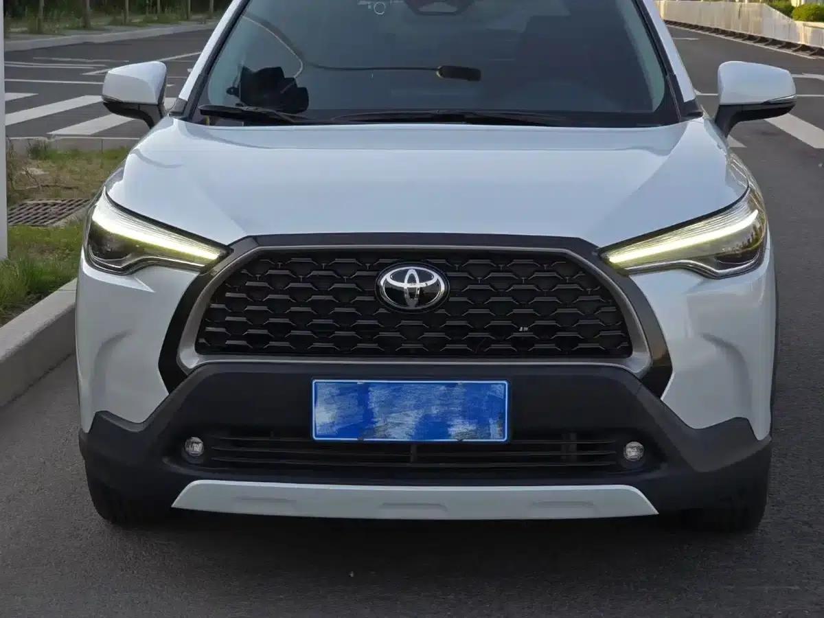 2023 Toyota Corolla Sharp 2.0L Luxury Edition — миниатюра 2