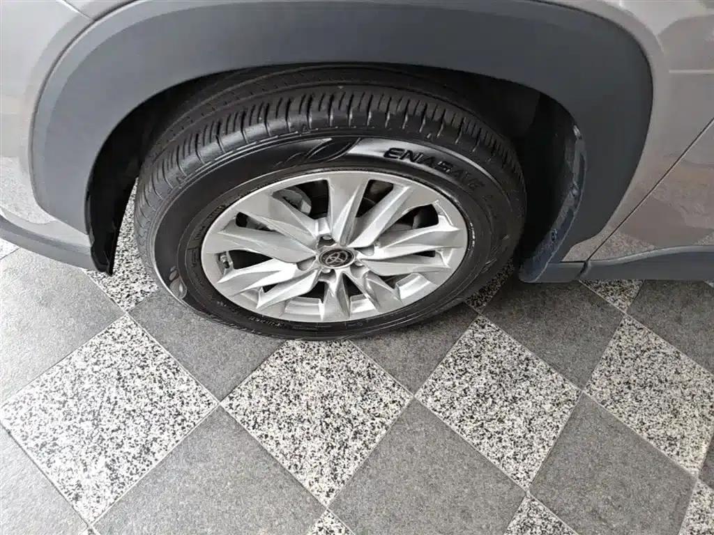 2023 Toyota Corolla Hybrid 2.0L Pioneer Edition — миниатюра 23