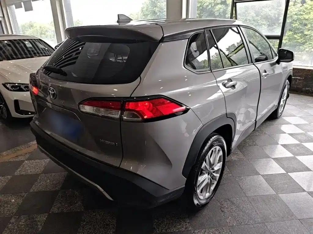 2023 Toyota Corolla Hybrid 2.0L Pioneer Edition — миниатюра 7