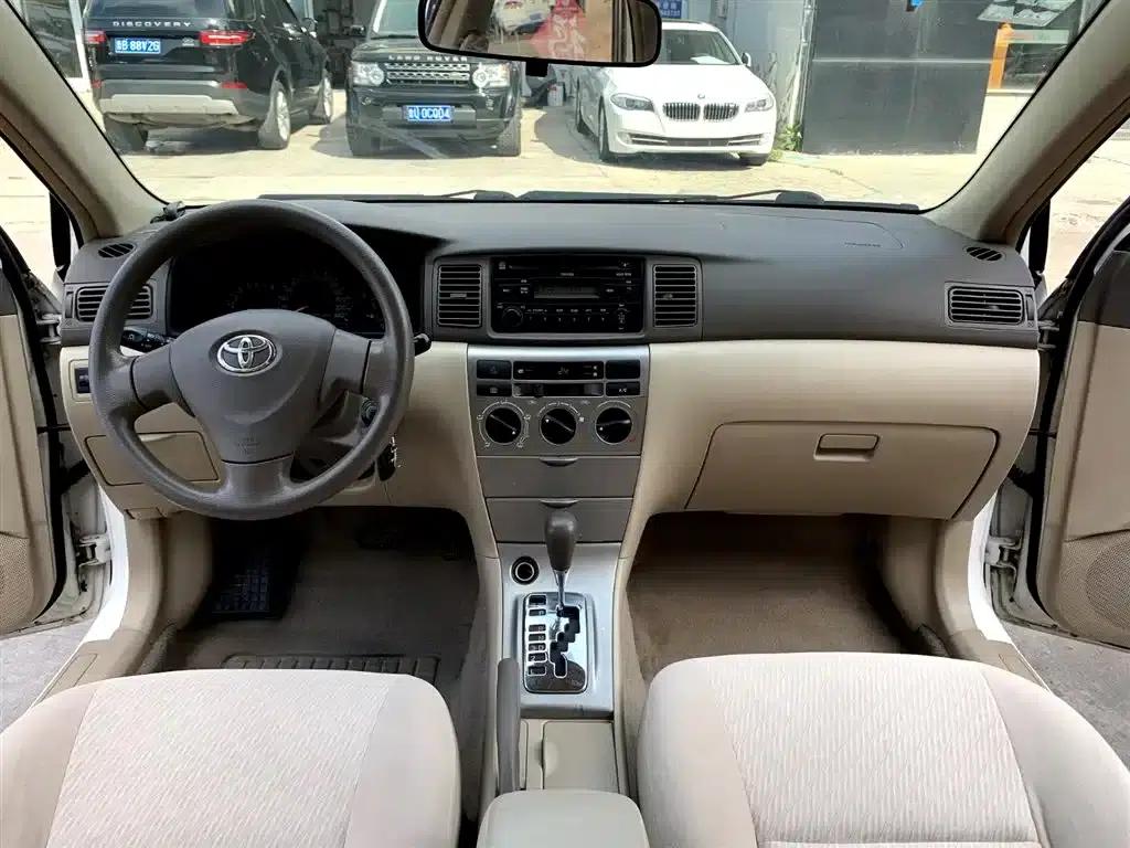 Corolla 2011 1.6L Automatic Classic Edition — миниатюра 6