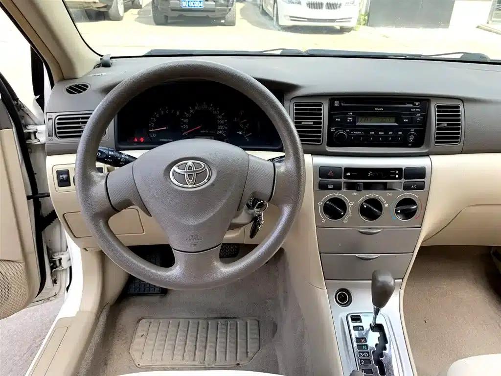 Corolla 2011 1.6L Automatic Classic Edition — миниатюра 7