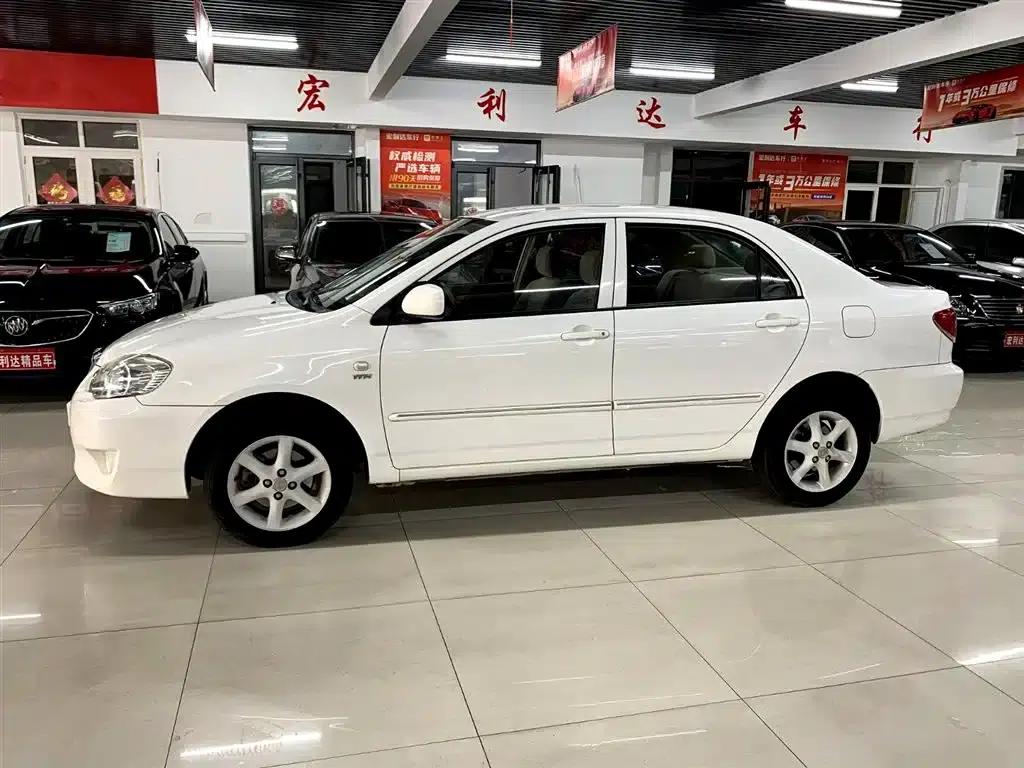 Corolla 2011 1.6L Automatic Classic Edition — миниатюра 10