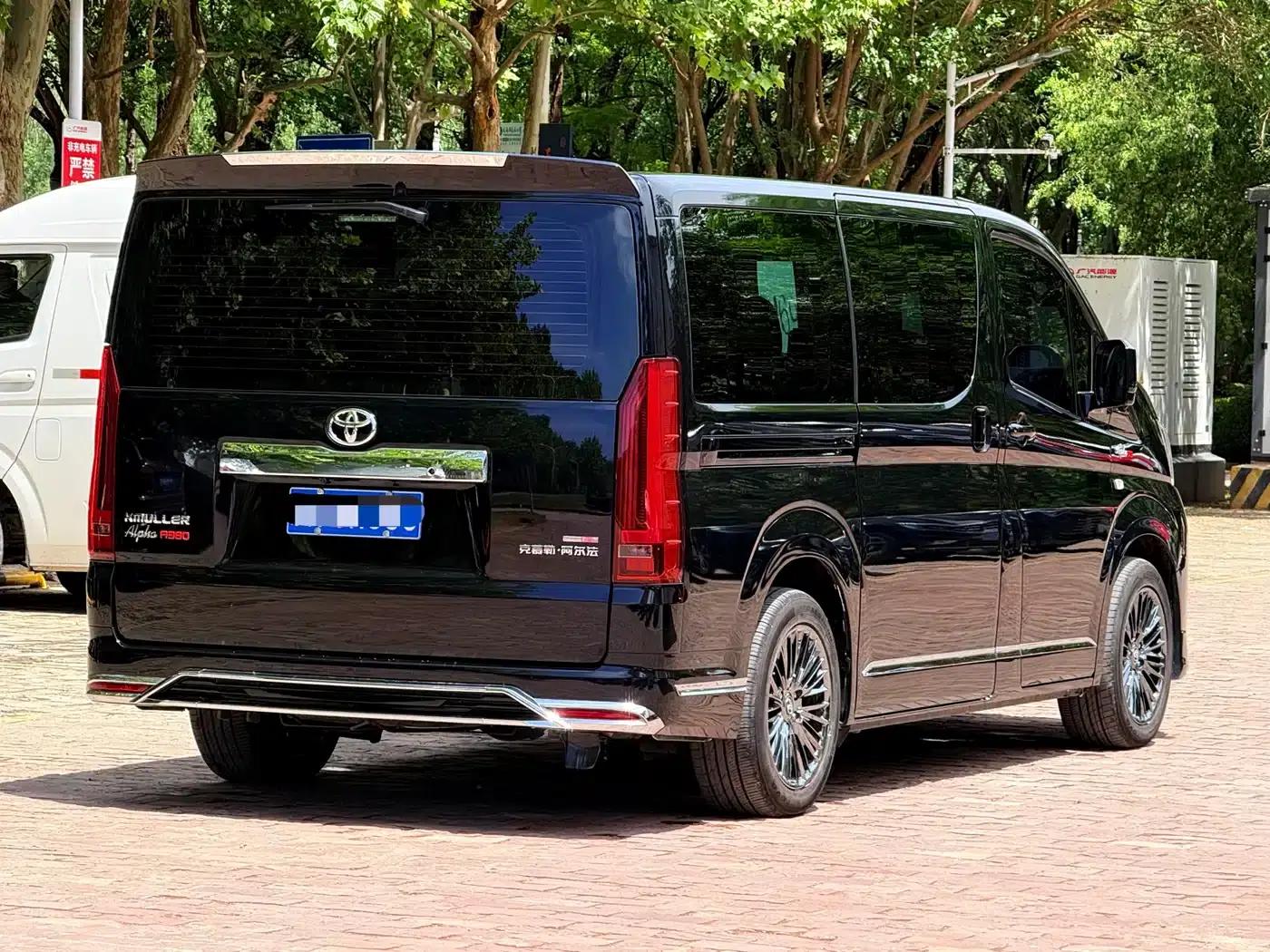 2025 HIACE 3.5L Automatic — миниатюра 16