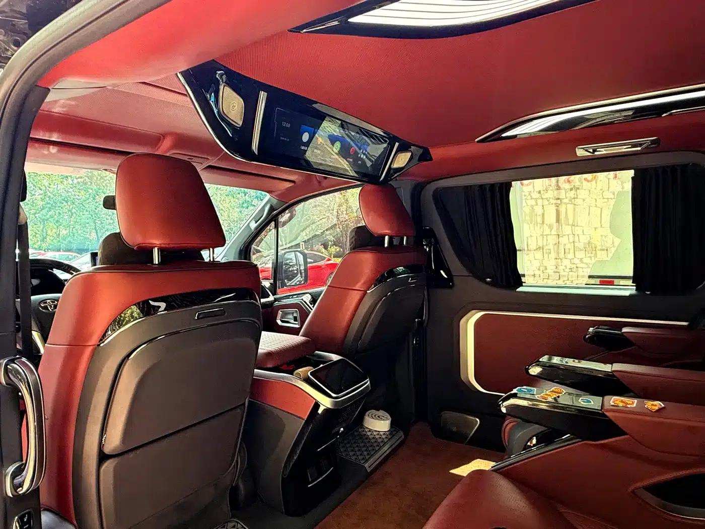 2025 HIACE 3.5L Automatic — миниатюра 10
