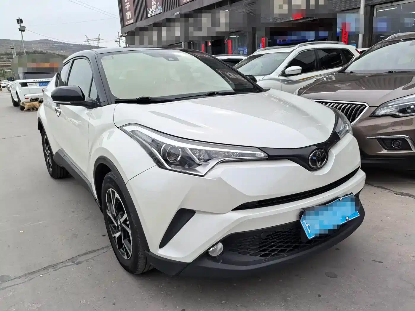 Toyota C-HR 2020 2.0L Leading Edition — миниатюра 3