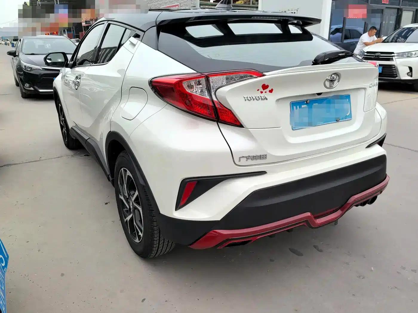 Toyota C-HR 2020 2.0L Leading Edition — миниатюра 4
