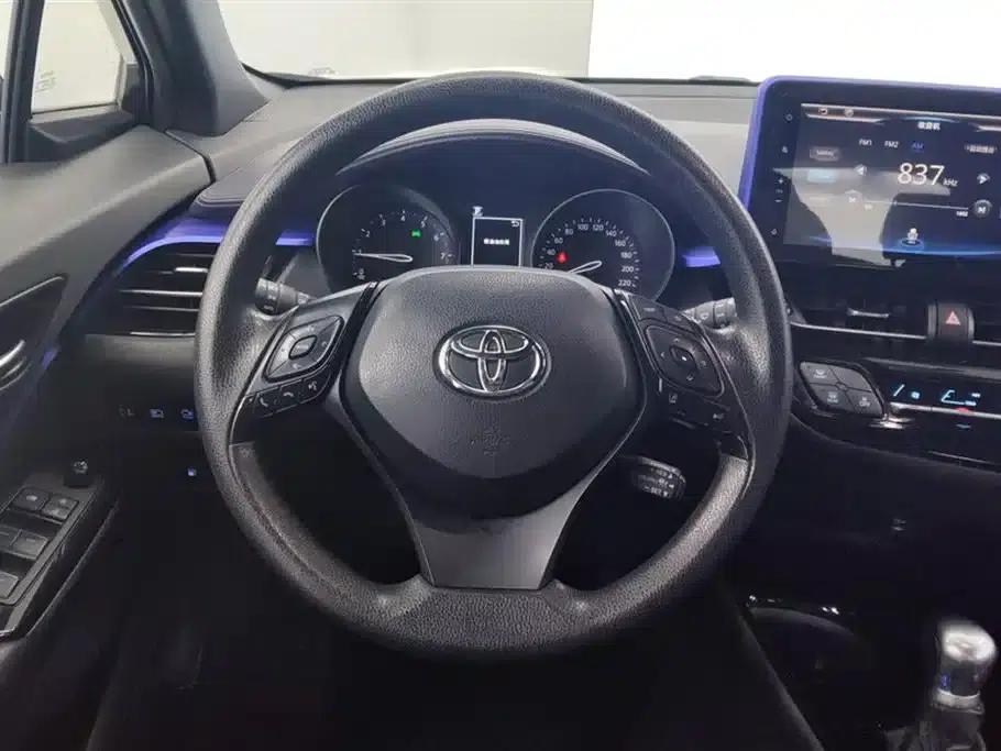Toyota C-HR 2020 2.0L Leading Edition — миниатюра 15