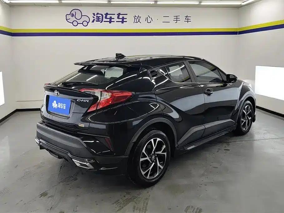 Toyota C-HR 2020 2.0L Leading Edition — миниатюра 3