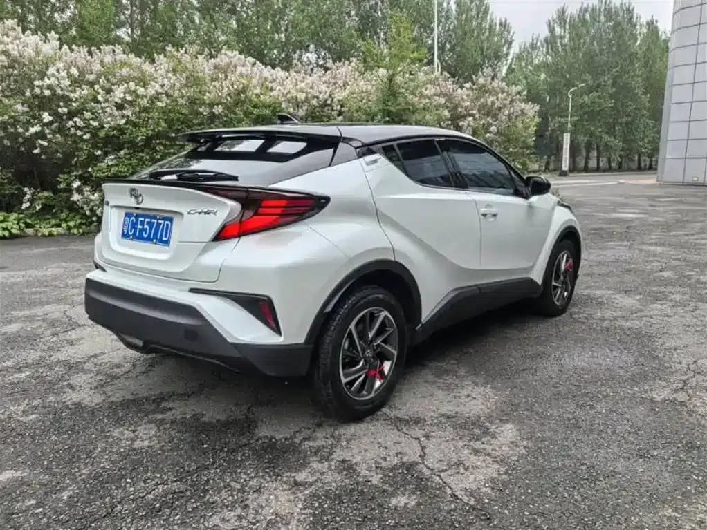 Toyota C-HR 2021 2.0L Luxury Edition — миниатюра 5