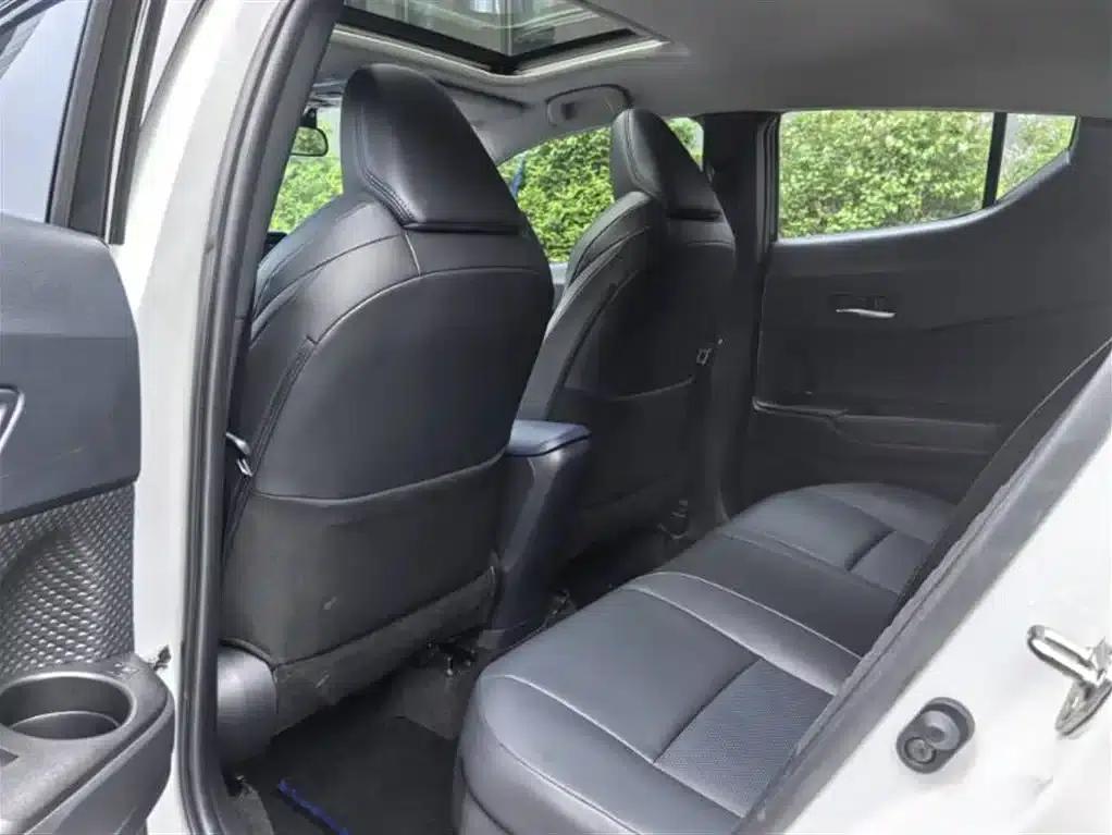 Toyota C-HR 2021 2.0L Luxury Edition — миниатюра 9