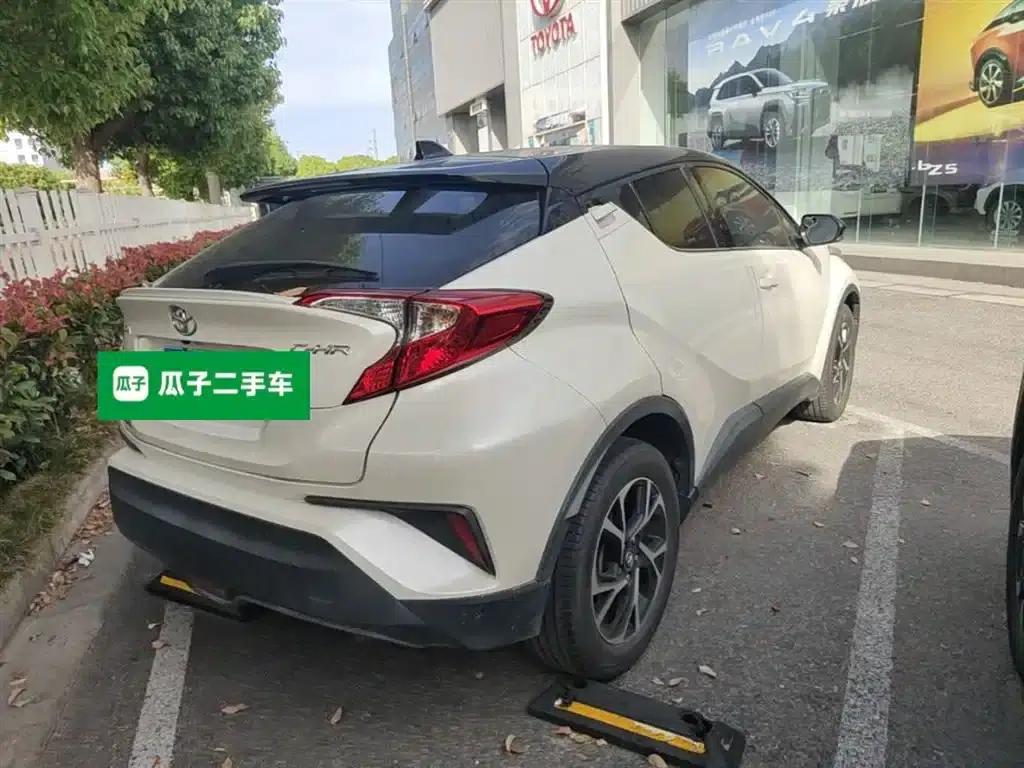 Toyota C-HR 2018 2.0L Premium Sunroof Edition (National V Emission Standard) — миниатюра 12