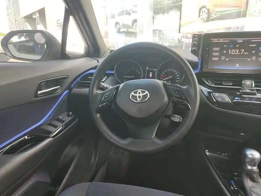 Toyota C-HR 2018 2.0L Premium Sunroof Edition (National V Emission Standard) — миниатюра 17