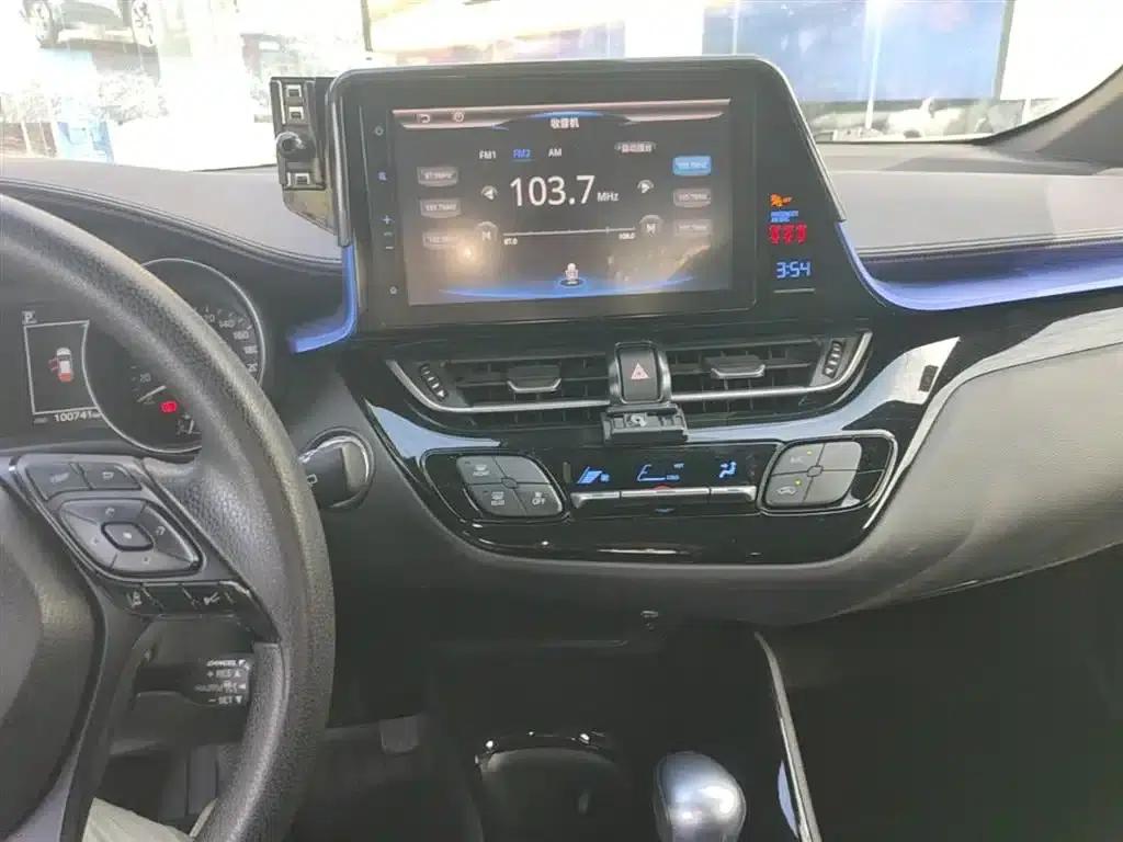 Toyota C-HR 2018 2.0L Premium Sunroof Edition (National V Emission Standard) — миниатюра 20