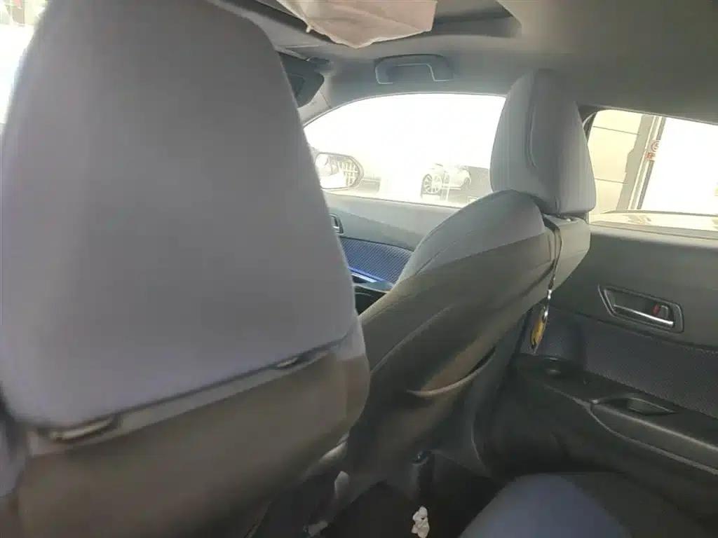 Toyota C-HR 2018 2.0L Premium Sunroof Edition (National V Emission Standard) — миниатюра 25