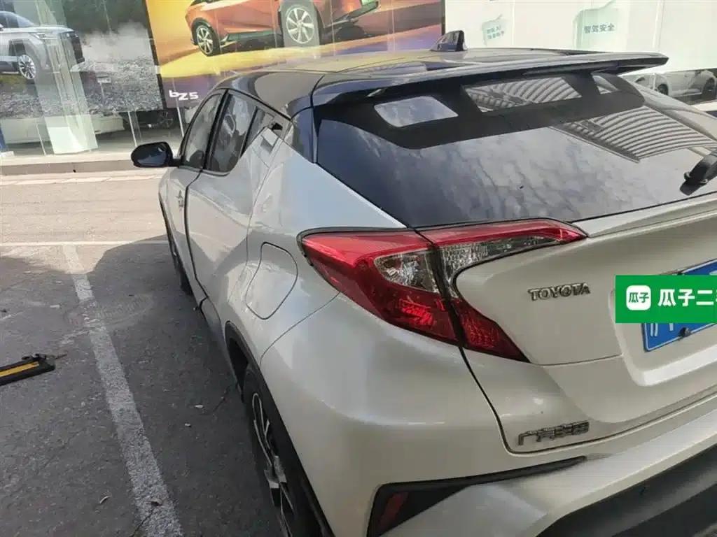 Toyota C-HR 2018 2.0L Premium Sunroof Edition (National V Emission Standard) — миниатюра 9