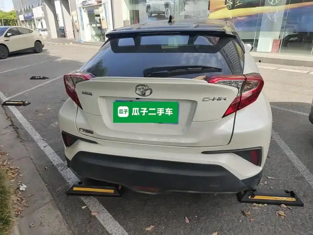 Toyota C-HR 2018 2.0L Premium Sunroof Edition (National V Emission Standard) — миниатюра 10