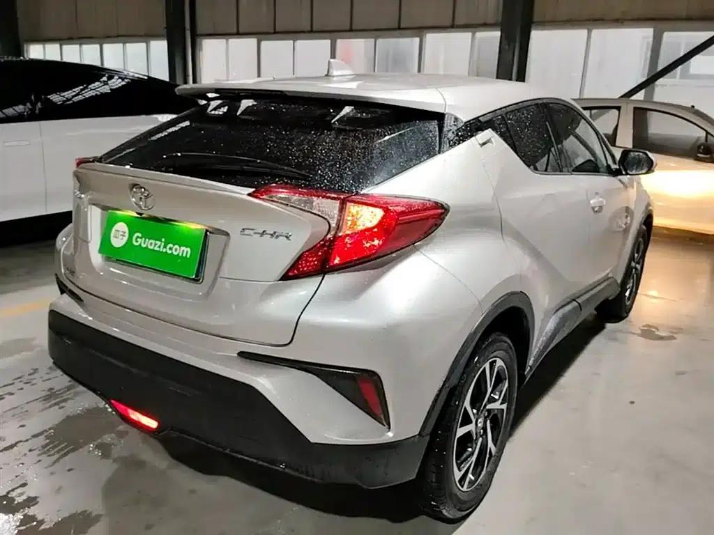 Toyota C-HR 2020 2.0L Leading Edition — миниатюра 7