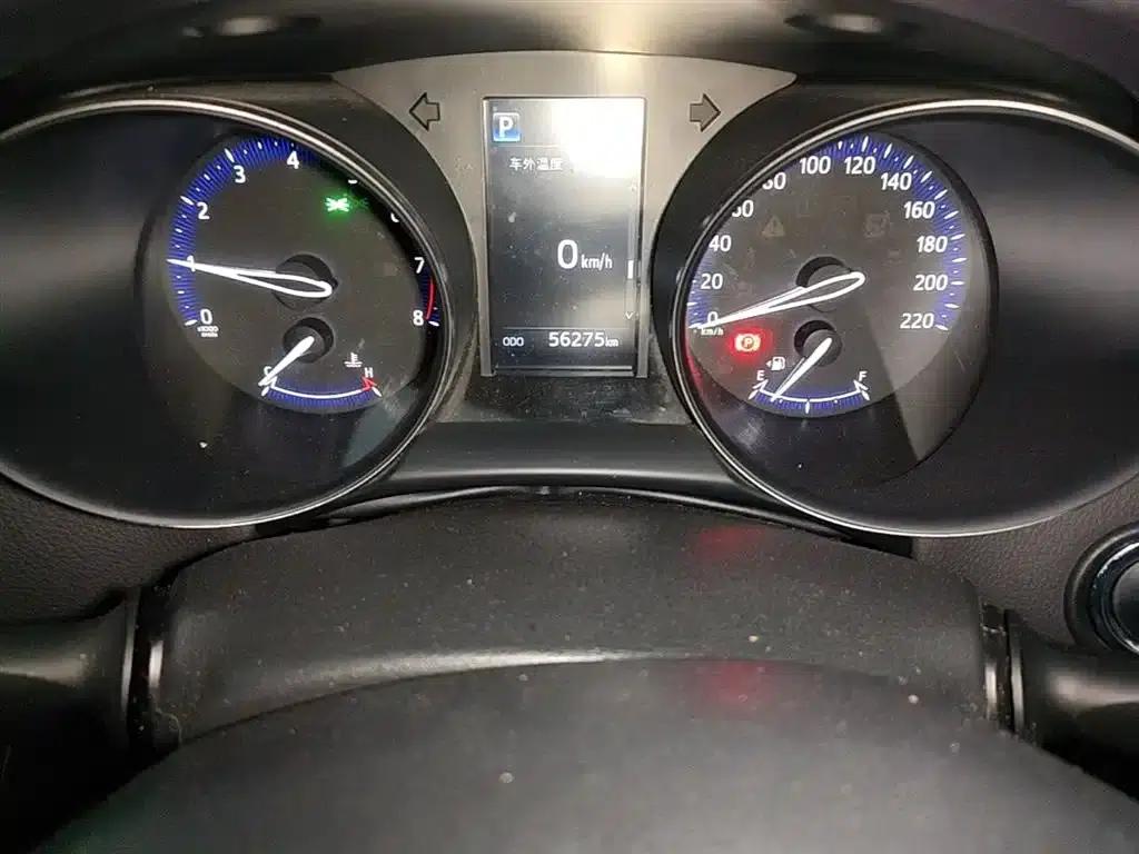 Toyota C-HR 2020 2.0L Luxury Edition — миниатюра 12
