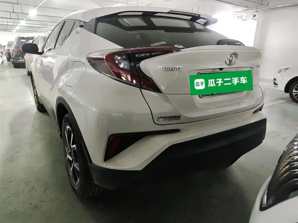 Toyota C-HR 2020 2.0L Luxury Edition — миниатюра 5